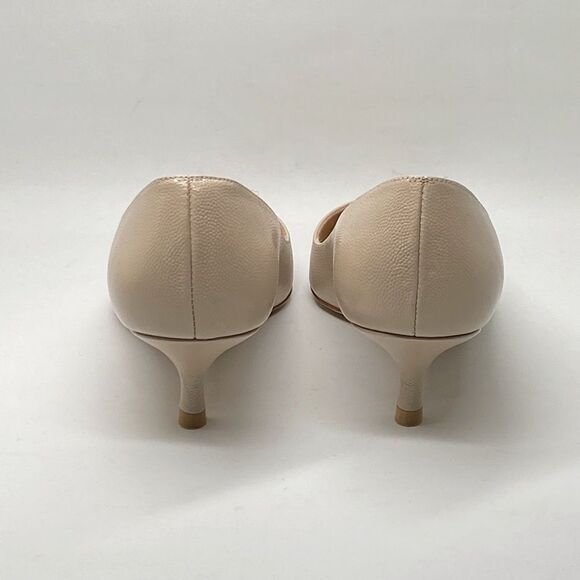 Stuart Weitzman Leather Kitten-Heel Pumps size 6.5 - Picture 7 of 11